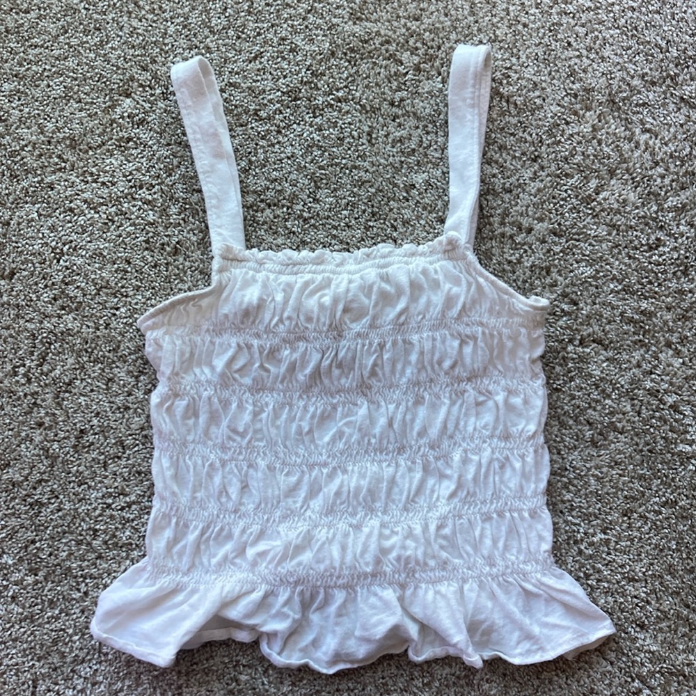 Universal Thread Goods Co flowy ruffled women’s white tank top